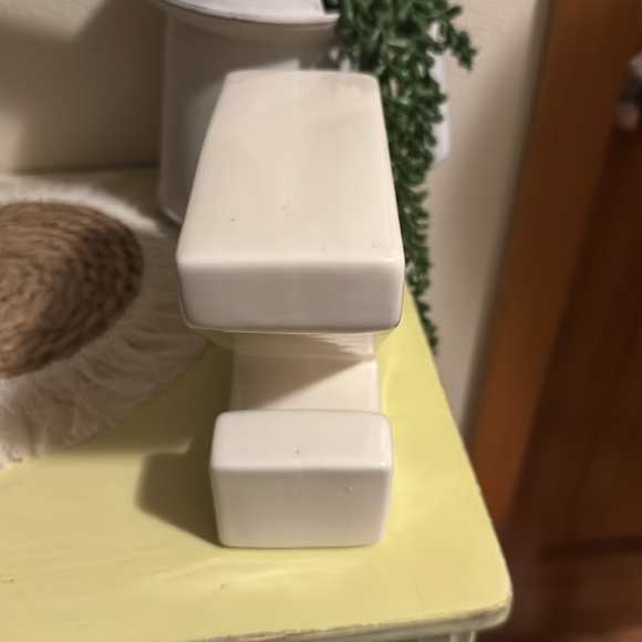 Ceramic Letter Z Decor - Picture 5 of 8